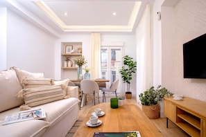 Appartement (3 Bedrooms) | Salle de séjour