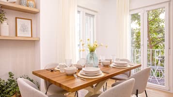 Appartement (3 Bedrooms) | Dineren in de kamer
