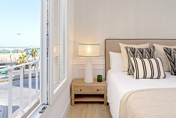 Apartment (3 Bedrooms) | 3 bedrooms, iron/ironing board, free WiFi, bed sheets - Genteel Home Teatro Soho (Málaga)