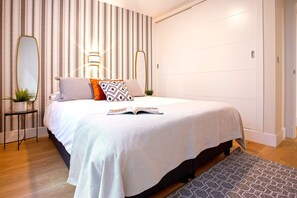 Apartment (3 Bedrooms) | 1 bedroom, iron/ironing board, free WiFi, bed sheets - Genteel Home San Agustín (Málaga)