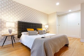 Apartment (3 Bedrooms)