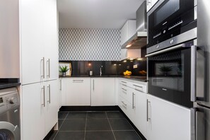 Apartment (2 Bedrooms) | Private kitchen