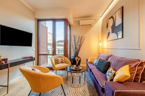 Apartment (3 Bedrooms) | Wohnbereich