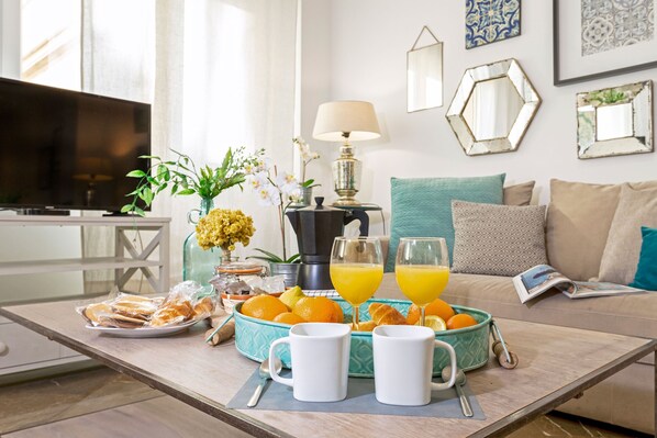 Apartment (2 Bedrooms) | In-room dining