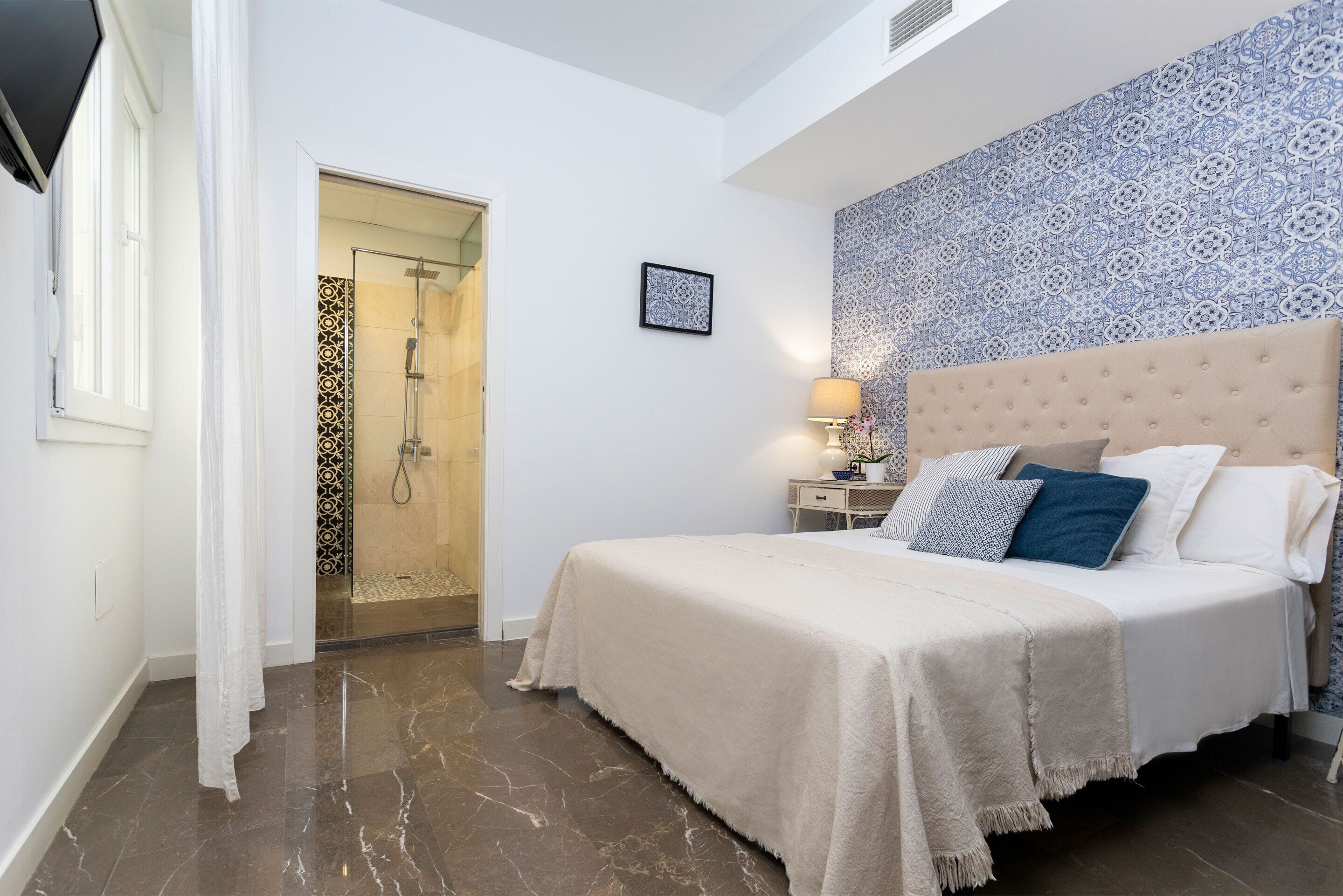 Apartment (2 Bedrooms) | 2 bedrooms, iron/ironing board, free WiFi, bed sheets