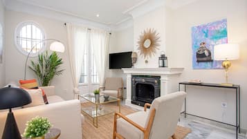 Apartamento (2 Bedrooms) | Sala de estar