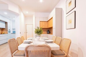 Lägenhet (3 Bedrooms) | Matservice på rummet