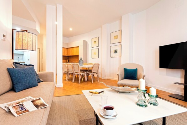 Apartment (3 Bedrooms) | Living area - Genteel Home Goyeneta (Seville)