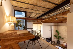 Apartment (4 Bedrooms) | Wohnbereich
