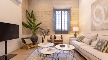 Apartamento (4 Bedrooms) | Zona de estar