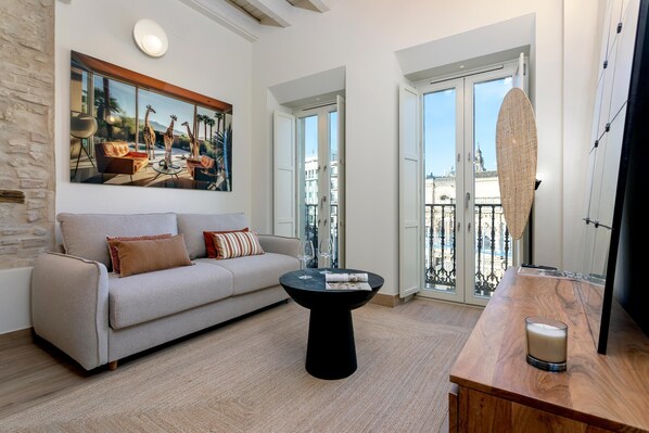 Apartment, Terrace (0 Bedroom) | Living room - Genteel Home San Francisco (Seville)