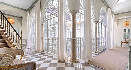 Genteel Home Palacio Abades Terrace