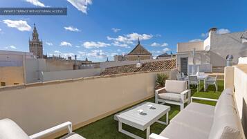 Huis (Multiple Bedrooms) | Terras