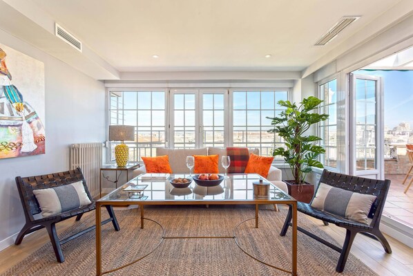 Appartement (3 Bedrooms) | Woonruimte