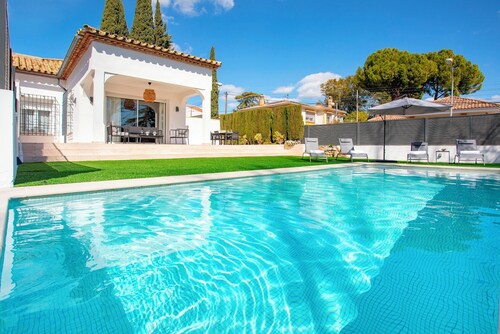 Genteel Home El Brillante