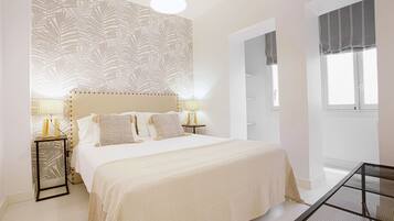 2 bedrooms, iron/ironing board, bed sheets