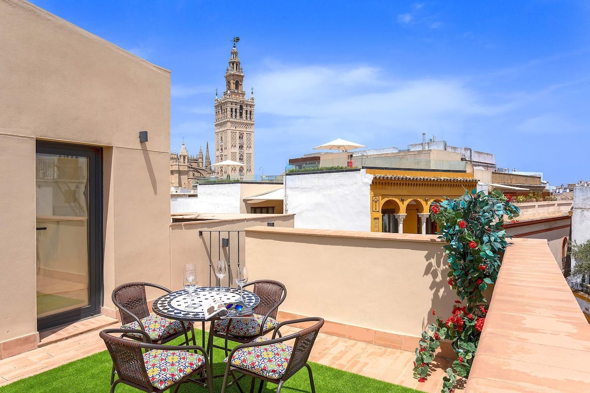 Apartment (3 Bedrooms) | Terrace/patio
