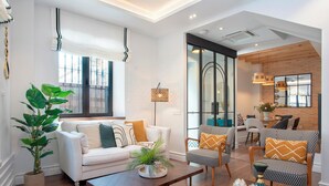 獨棟房屋 (4 Bedrooms) | 客廳