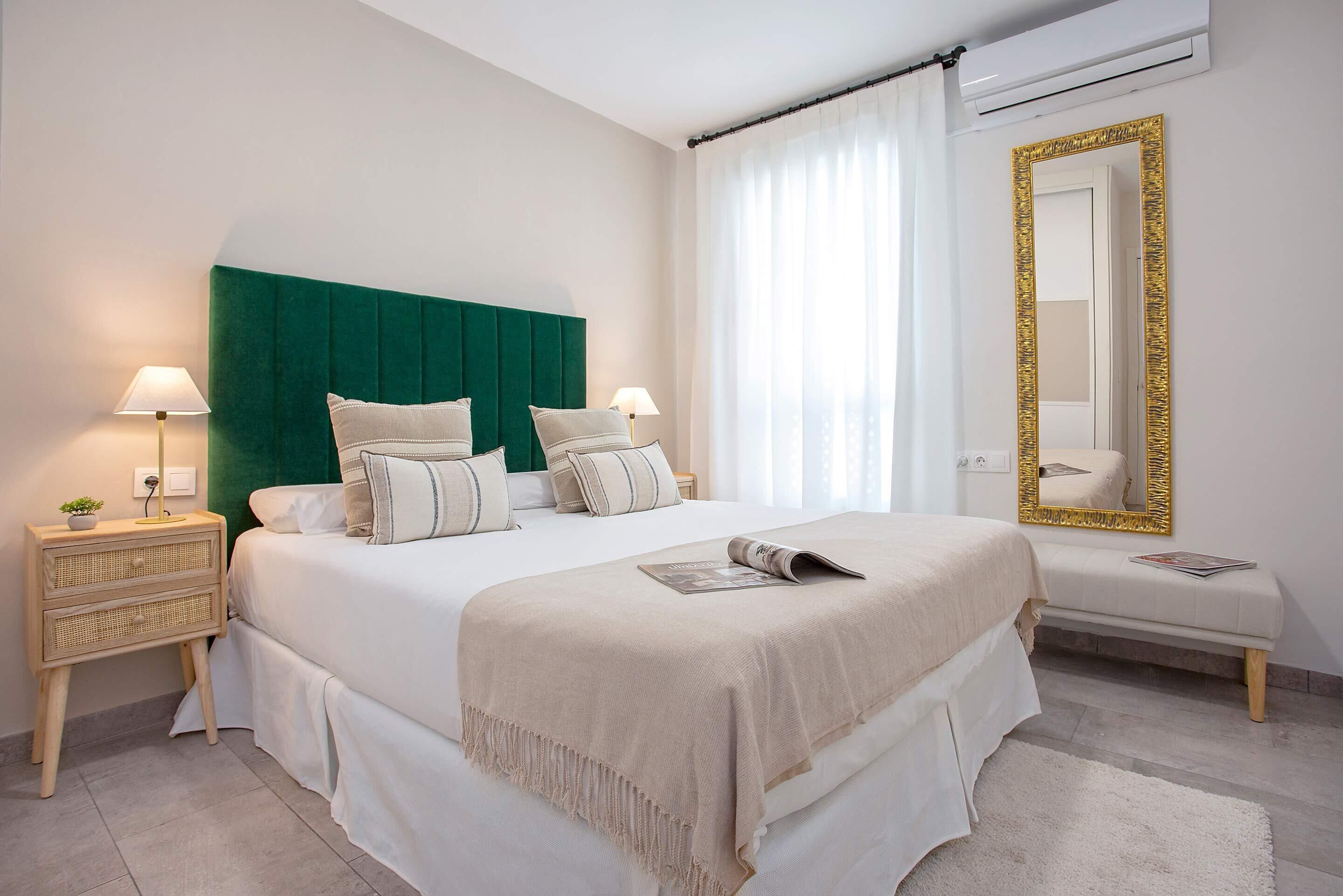 Apartment (2 Bedrooms) | 2 bedrooms, iron/ironing board, free cribs/infant beds, free WiFi