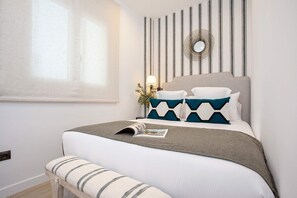 Apartment (2 Bedrooms) | 3 bedrooms, iron/ironing board, free WiFi, bed sheets - Genteel Home Teodosio (Seville)