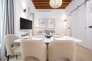Apartment (2 Bedrooms) | Living area