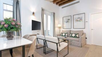 Appartement (2 Bedrooms) | Coin séjour