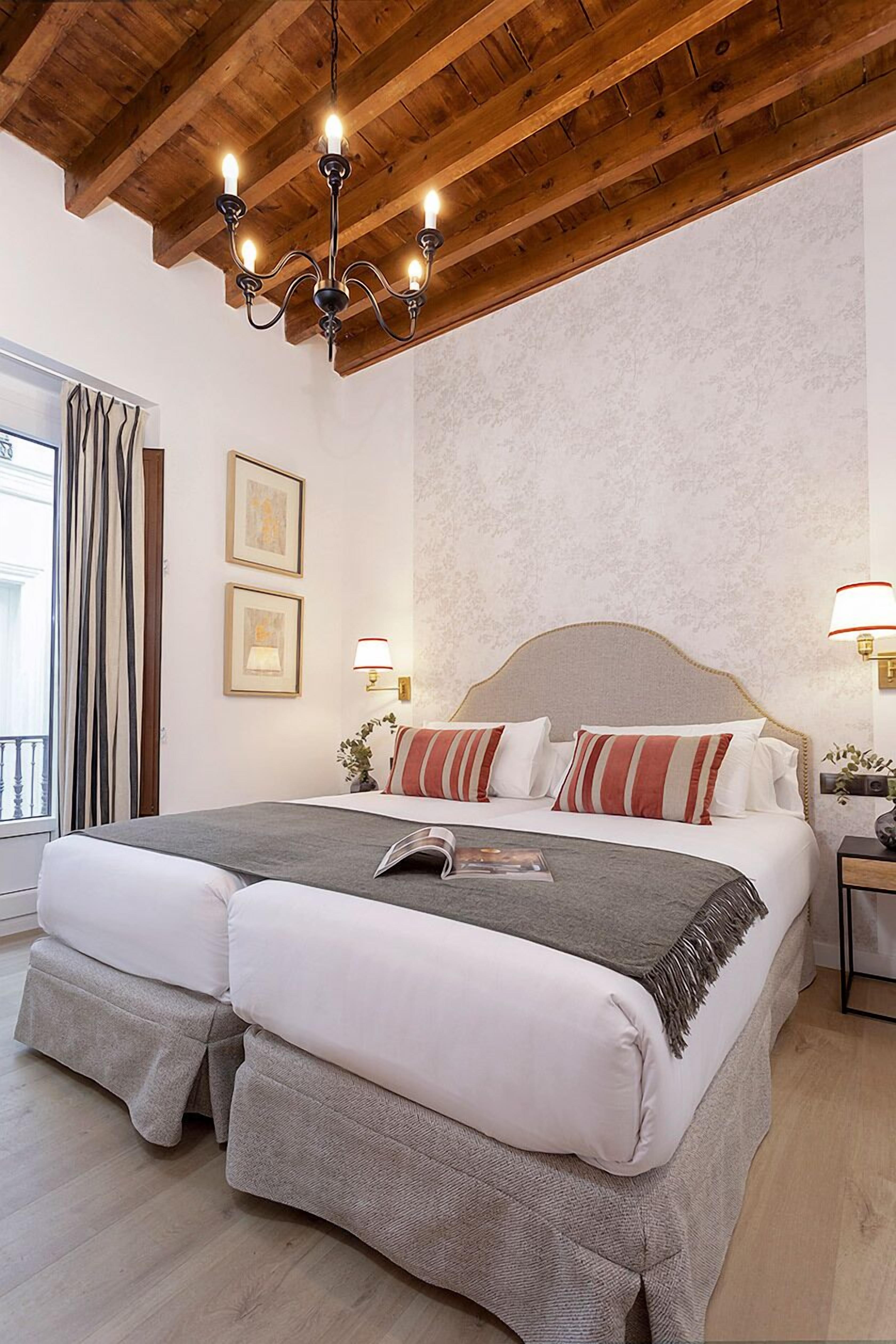 Huoneisto (2 Bedrooms) | 3 makuuhuonetta, silitysrauta/-lauta, ilmainen Wi-Fi, vuodevaatteet