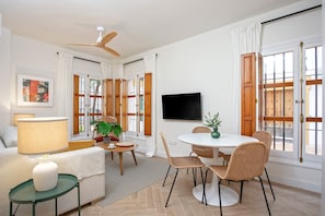 Apartment (1 Bedroom) | Living area