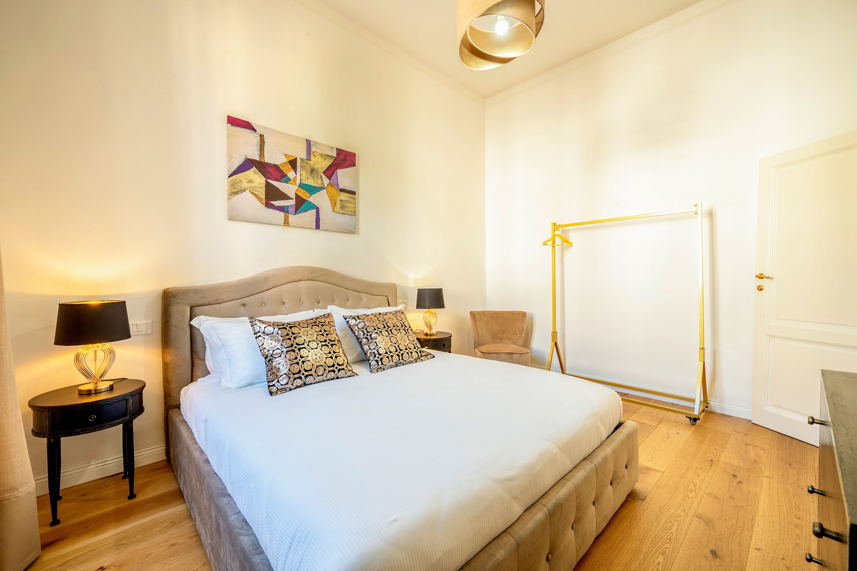 Huoneisto (2 Bedrooms) | 2 makuuhuonetta, silitysrauta/-lauta, ilmainen Wi-Fi, vuodevaatteet