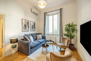 Lägenhet (2 Bedrooms) | Vardagsrum | Tv