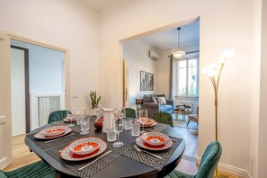 Lägenhet (2 Bedrooms) | Matservice på rummet