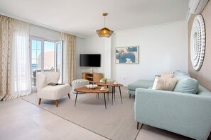 Leilighet (3 Bedrooms) | Oppholdsrom