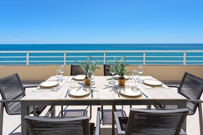 Appartement (3 Bedrooms) | Terrasse/Patio