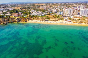 Villa | Beach - Villa for 26 People With 14 Rooms (Silves)