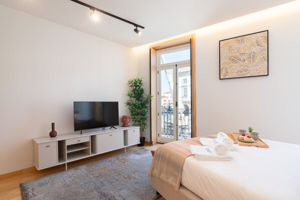 Iron/ironing board, free WiFi, bed sheets - Prime Clerigos 4 by Hosty (Porto)