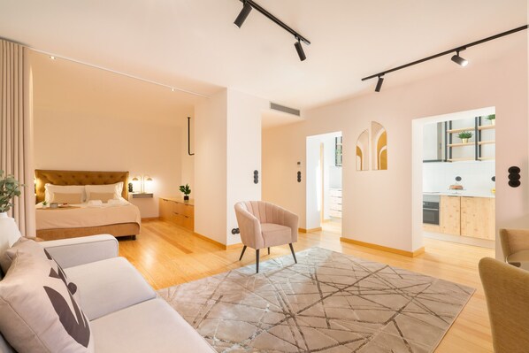 1 bedroom, iron/ironing board, free WiFi, bed sheets - Prime Clerigos 3 by Hosty (Porto)