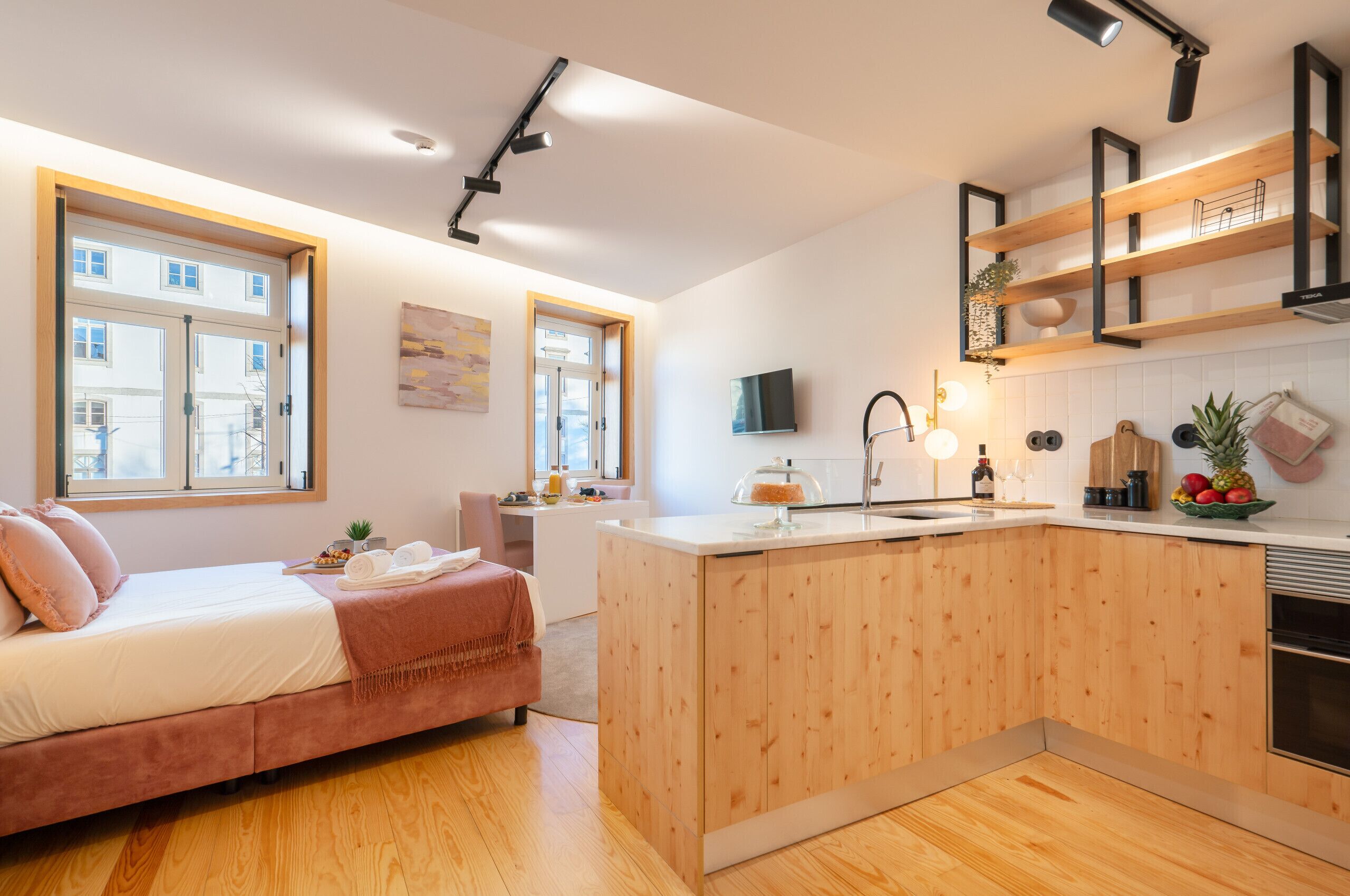 Fer et planche à repasser, Wi-Fi gratuit, draps fournis