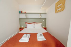 1 bedroom, iron/ironing board, travel cot, free WiFi
