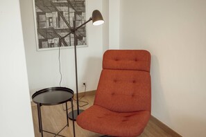Interior - Modern Bonfim by Hosty (Porto)