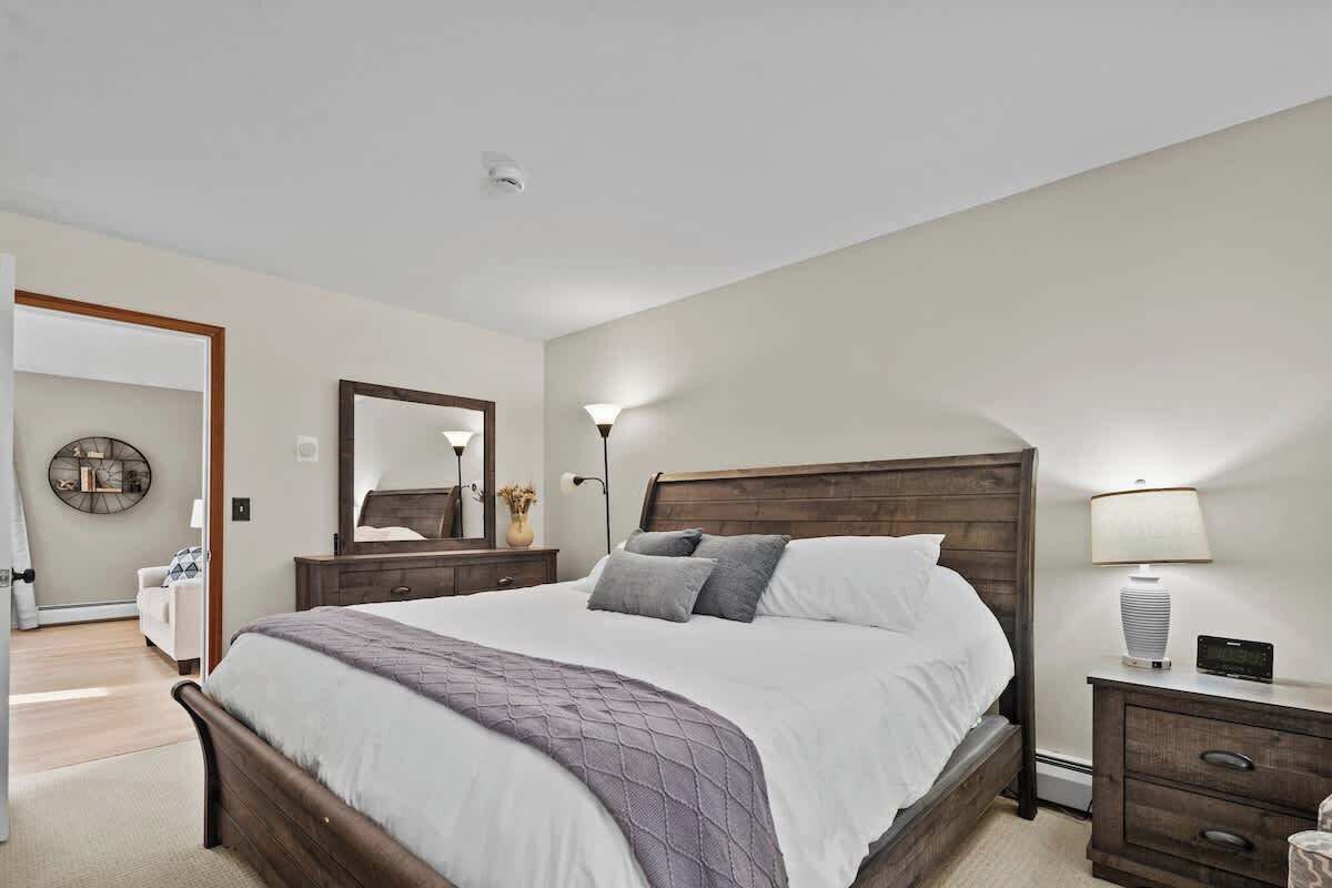 3 chambres, fer et planche à repasser, lit parapluie, Wi-Fi gratuit