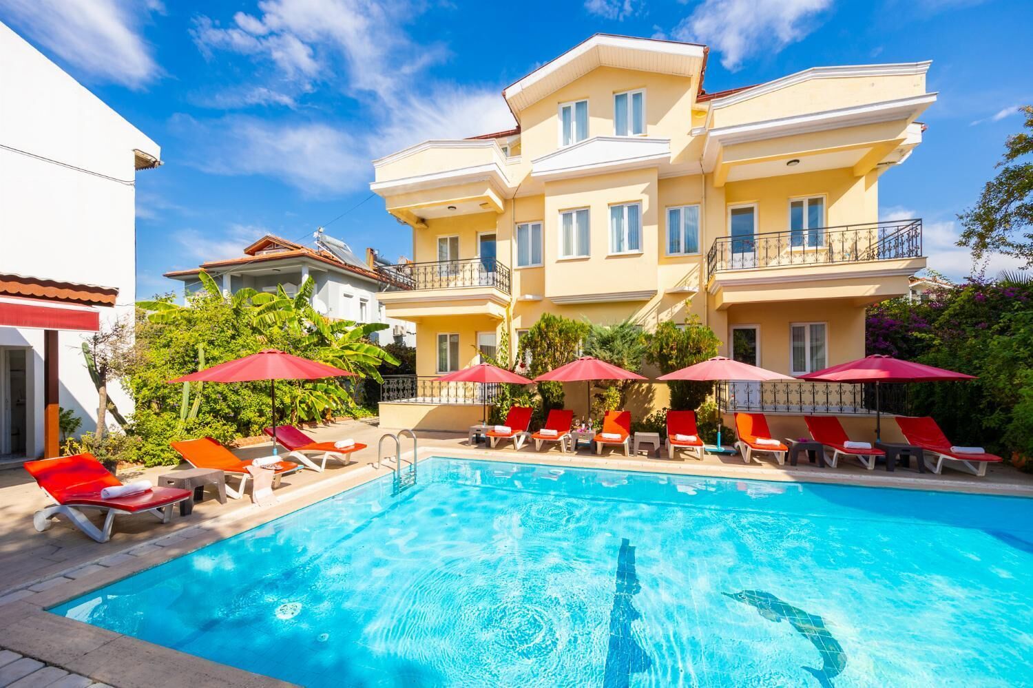 واجهة المنشأة