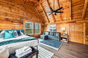 4 chambres, bureau, Wi-Fi gratuit, draps fournis