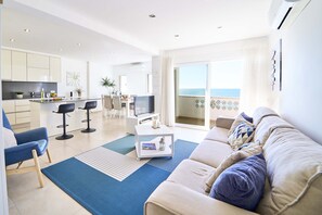 Apartment | Living area - Apartment in Quarteira Near sea Beach (Loulé)