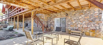 4 Mi to Lake Access: Pet-friendly Home in Bismarck