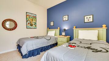 House (5 Bedrooms) | Interior