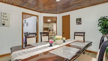 Casa (2 Bedrooms) | Interior