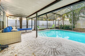 Interior - 7 Mi to Gatorland: Retreat w/ Pool & Elliptical (Kissimmee)