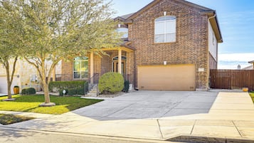 Rumah (5 Bedrooms) | Interior