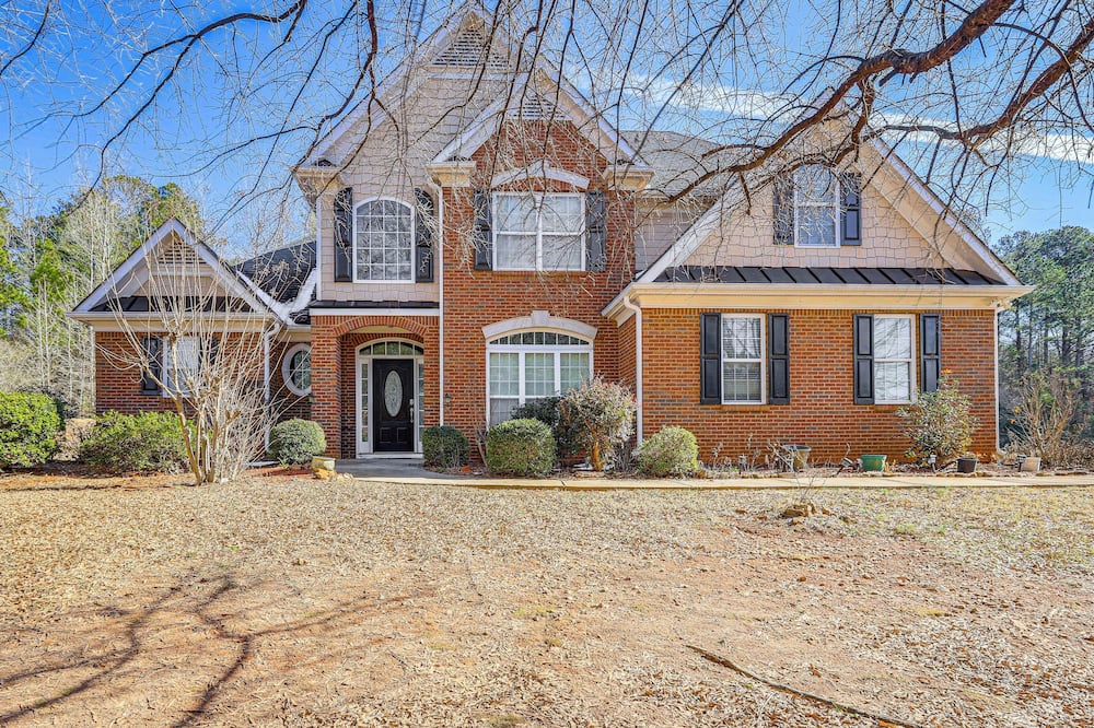 6 Mi to Southern Belle Farm: Home w/ Patio! - Rutledge, GA