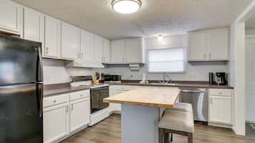 House (3 Bedrooms) | Bahagian dalam